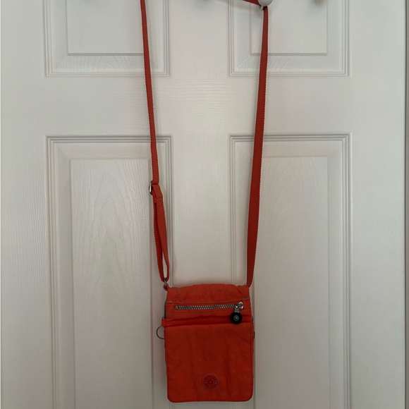 Kipling cross body. - Picture 9 of 9